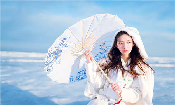 八步试管代怀生子多少钱一个？助孕之路的费用分析与方案选择